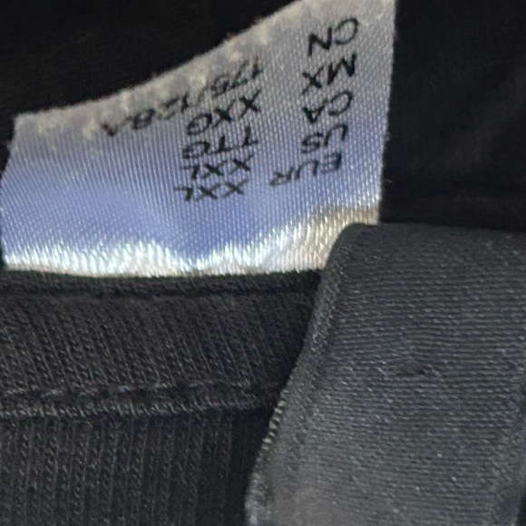 T-SHIRT - Picture 2 of 3